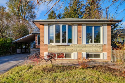 331 Elmwood Ave, Richmond Hill, ON, L4C1L7 | Card Image