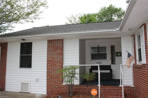 4809 Mallard Crescent, Portsmouth, VA, 23703 | Card Image