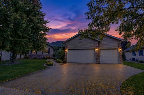 719 Weald Bridge Rd, Cottage Grove, WI, 53527-8310 | Card Image