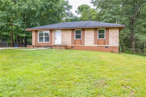 8399 Attleboro Dr, Jonesboro, GA, 30238-2924 | Card Image