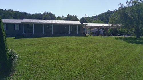 2840 Henley Comstock Rd, Otway, OH, 45657-9075 | Card Image
