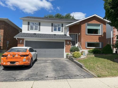 79 Hazelwood Crescent, Cambridge, ON, N1R8A4 | Card Image