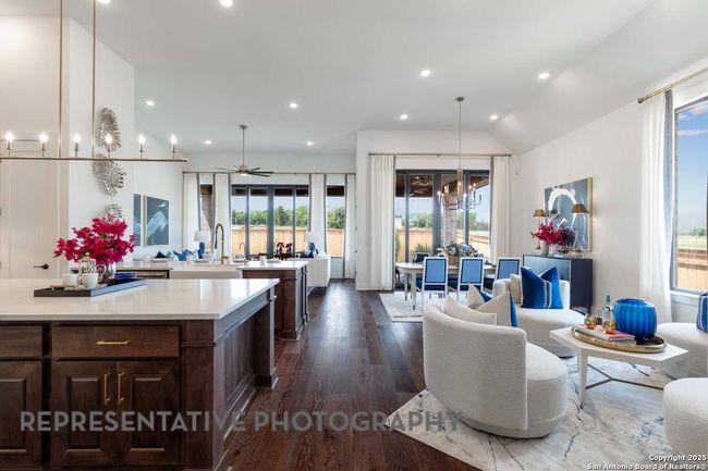 310 Cleveland, House other with 4 bedrooms, 5 bathrooms and null parking in New Braunfels TX | Image 12