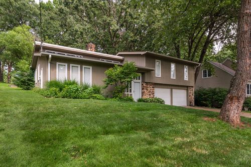 881 S Mission Cir, Springfield, MO, 65809-1350 | Card Image