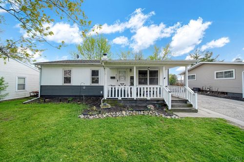 422 May Dr, Adrian, MI, 49221-4443 | Card Image