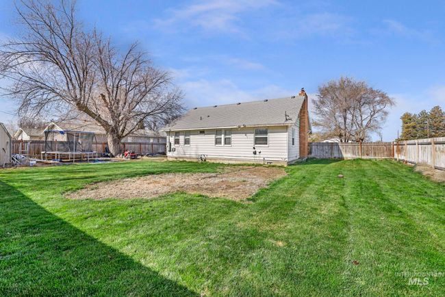706 Utah St, House other with 3 bedrooms, 3 bathrooms and null parking in Gooding ID | Image 21