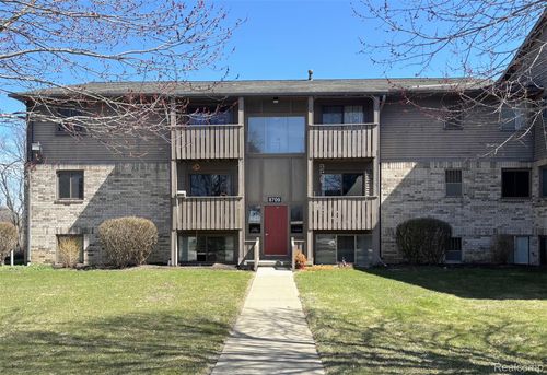 5-8709 Candlewood Trl, Brighton, MI, 48116-2352 | Card Image