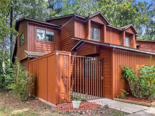 5530 Sw 8th Pl, GAINESVILLE, FL, 32607-3840 | Card Image