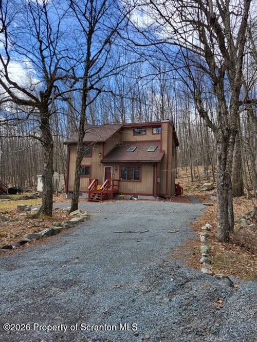 104 Country Club Dr, Thornhurst, PA, 18424-7979 | Card Image