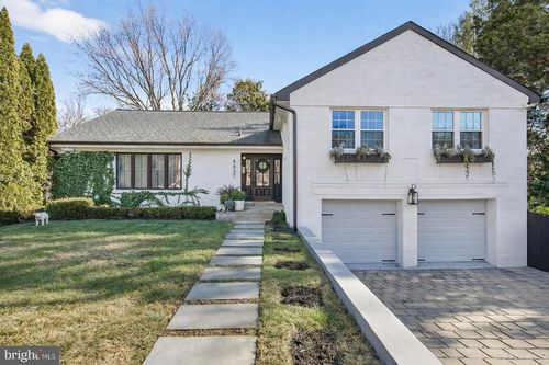 6827 32nd St Nw, WASHINGTON, DC, 20015-2222 | Card Image