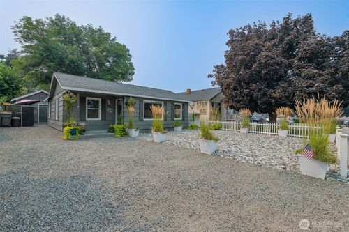 1012 Vassar Ave, Wenatchee, WA, 98801-1616 | Card Image