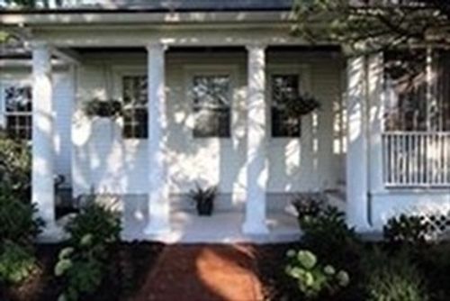 1-162 E Side Pkwy, Newton, MA, 02458 | Card Image