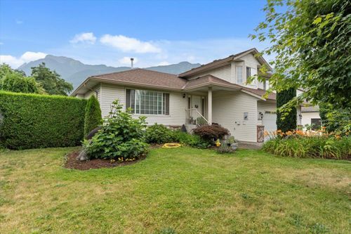 10264 Parkwood Dr, Rosedale, BC, V0X1X1 | Card Image