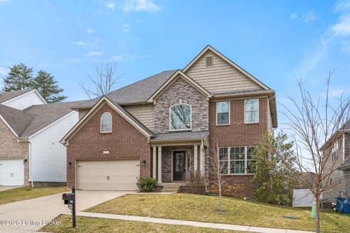 512 Wooded Falls Rd, Louisville, KY, 40243 | Card Image