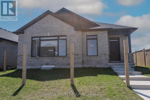 31-383 Daventry Way, Middlesex Centre (Komoka), ON, N0L1R0 | Card Image