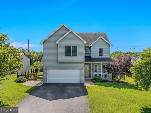 429 Albert St, MARTINSBURG, WV, 25404-4646 | Card Image
