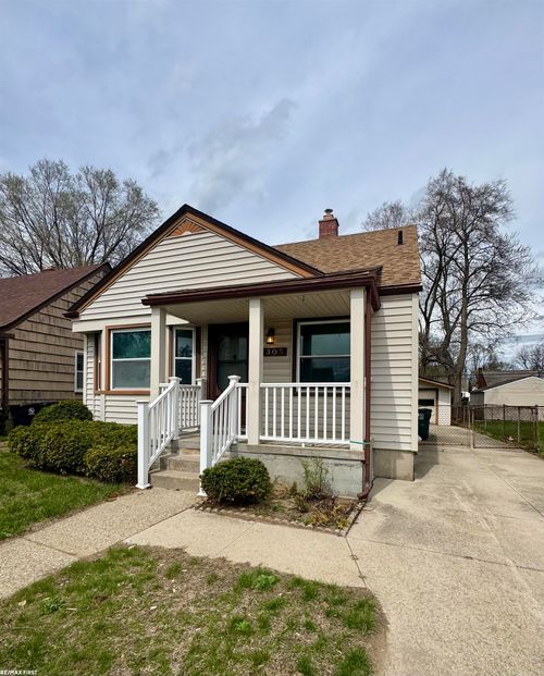 305 Devillen Ave, Royal Oak, MI, 48073-3456 | Card Image