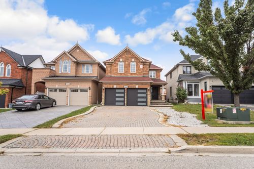 7059 Magistrate Terr, Mississauga, ON, L5W1E4 | Card Image