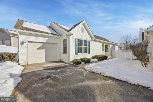 529 Fox Den Ct, GLEN MILLS, PA, 19342-2225 | Card Image