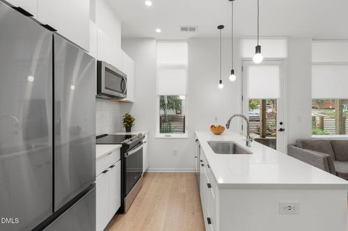 apt-11-521 N Mangum St, Durham, NC, 27701-4934 | Card Image