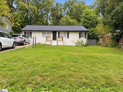 33 Butternut Dr, Greenville, SC, 29605-4625 | Card Image