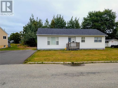 24 Pinedo Rd, Gander, NL, A1V1S7 | Card Image