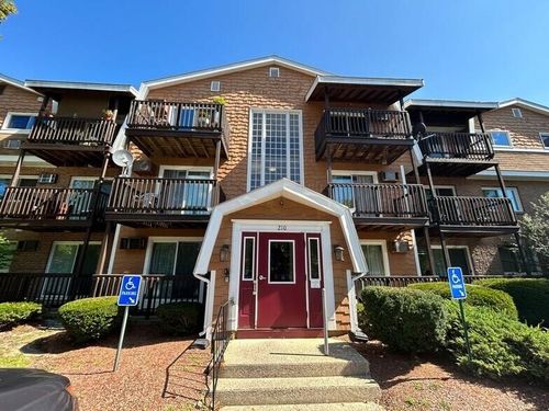 apt-38-210 Brook Village Rd, Nashua, NH, 03062-2738 | Card Image