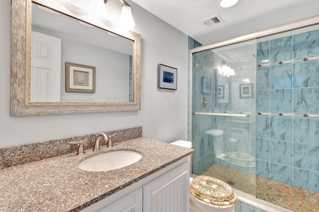 APT-503 - 301 Lake Shore Dr, Condo with 2 bedrooms, 2 bathrooms and null parking in Lake Park FL | Image 25