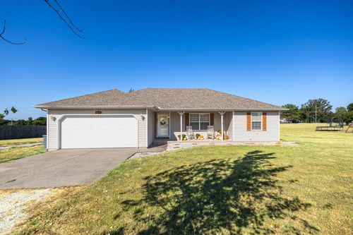 16276 Lawrence 1241, Marionville, MO, 65705-7504 | Card Image