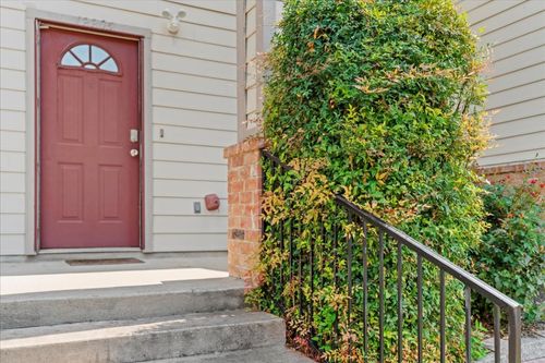 12205 Abbey Glen Ln, Austin, TX, 78753-7108 | Card Image