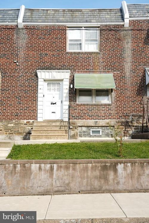 4231 Lawndale St, PHILADELPHIA, PA, 19124-4818 | Card Image