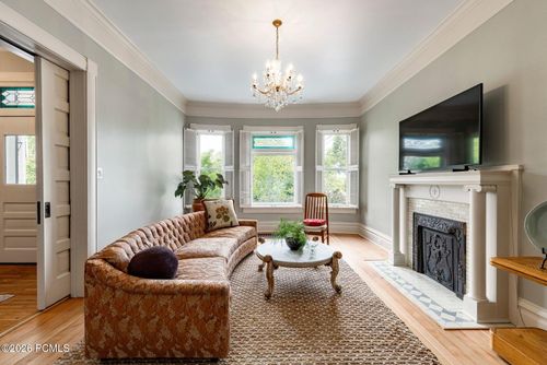 67 S 1200 E, Salt Lake City, UT, 84102-1642 | Card Image
