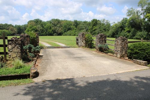 200 Primrose Ln, Morrison, TN, 37357-6094 | Card Image