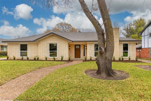 3205 Teakwood Ln, Plano, TX, 75075-1712 | Card Image