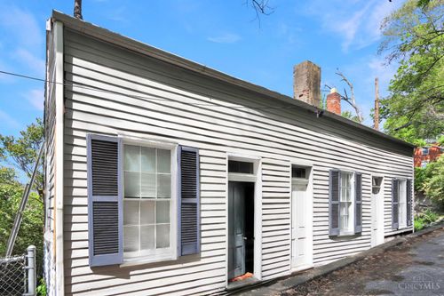 2128 Ravine St, Cincinnati, OH, 45214-1941 | Card Image