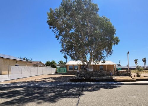 720 S Sunset St, Ridgecrest, CA, 93555 | Card Image