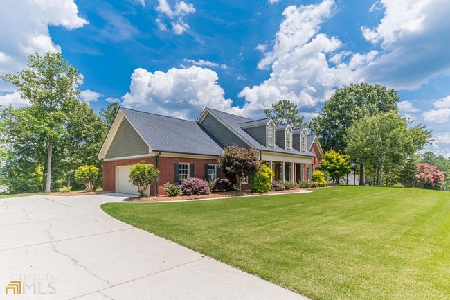1008 Maple Creek Dr, House other with 5 bedrooms, 3 bathrooms and null parking in Loganville GA | Image 40