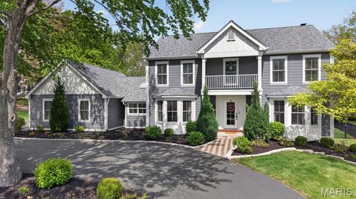 16011 Clarkson Mill Cir, Chesterfield, MO, 63005-7127 | Card Image