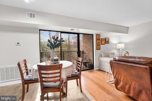 apt-12c-2216 Castle Rock Sq, RESTON, VA, 20191-6021 | Card Image