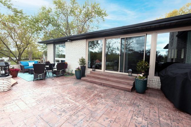 47233 County Road 380, House other with 5 bedrooms, 3 bathrooms and null parking in Grand Junction MI | Image 34