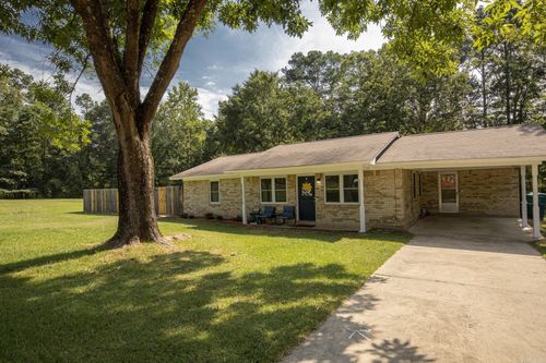 3201 Nellwood Dr, Pine Bluff, AR, 71603-4359 | Card Image