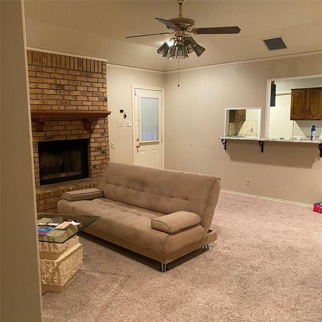 132 Deborde Circle, For Sale in Red Oak Zoocasa