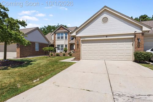 15744 Golfview Dr, Riverview, MI, 48193 | Card Image