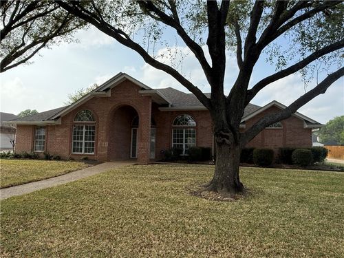 858 Country Lane Drive, McGregor, TX, 76657 | Card Image