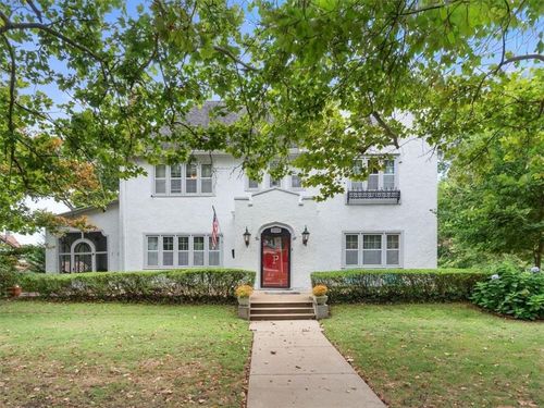 2110 Lovers Ln, Saint Joseph, MO, 64505-2246 | Card Image