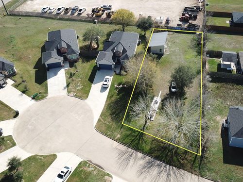 3 Donna Ct, Brookshire, TX, 77423 | Card Image