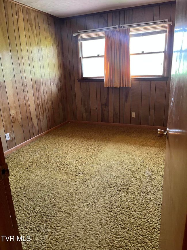 211 Overview Loop, House other with 3 bedrooms, 3 bathrooms and null parking in Jonesville VA | Image 27