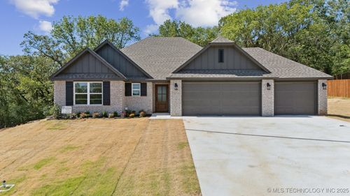 21880 E Morgan Rd, Claremore, OK, 74019-5031 | Card Image