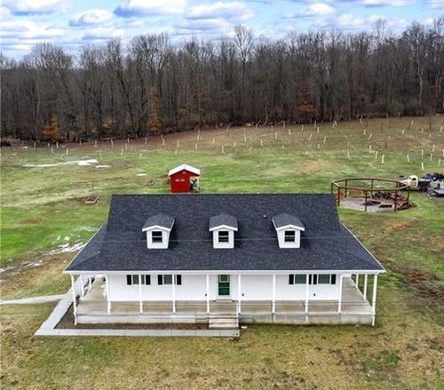 360 Conneaut Lake Rd, Greenville, PA, 16125-9410 | Card Image