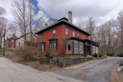 9 Swamscott St, Newfields, NH, 03856-8325 | Card Image